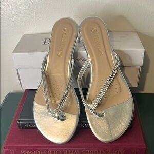 Dream Pairs Silver and Rhinestone Jewels Strappy Sandals Sz 9 Wedding Formal